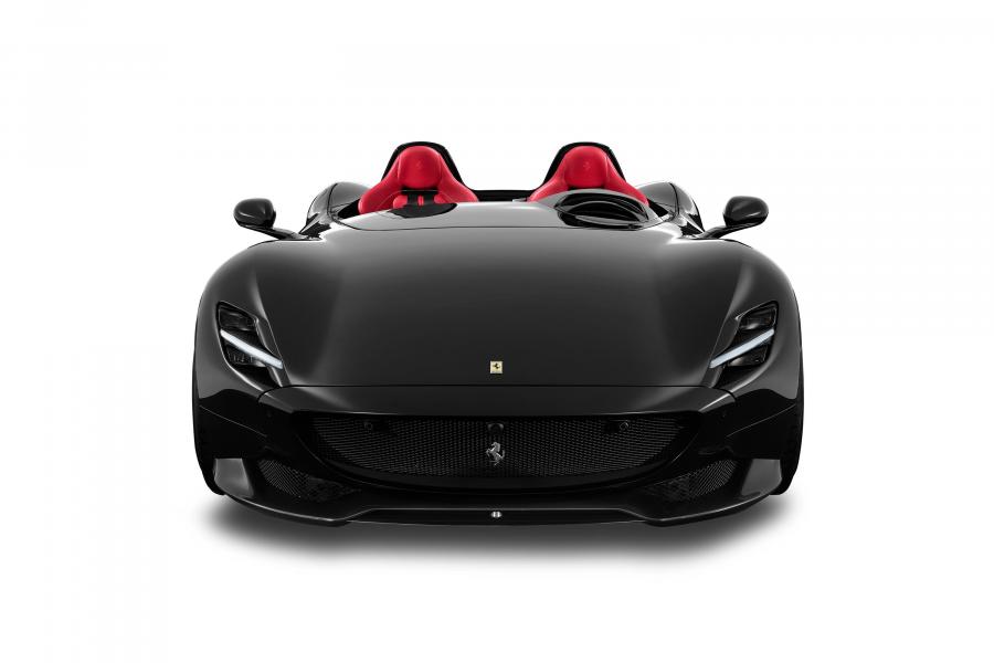  Ferrari Monza SP2 2018 года  (фото 8 из 10)